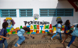 galeria com diversas fotos sobre a campanha Periferia da autoestima.