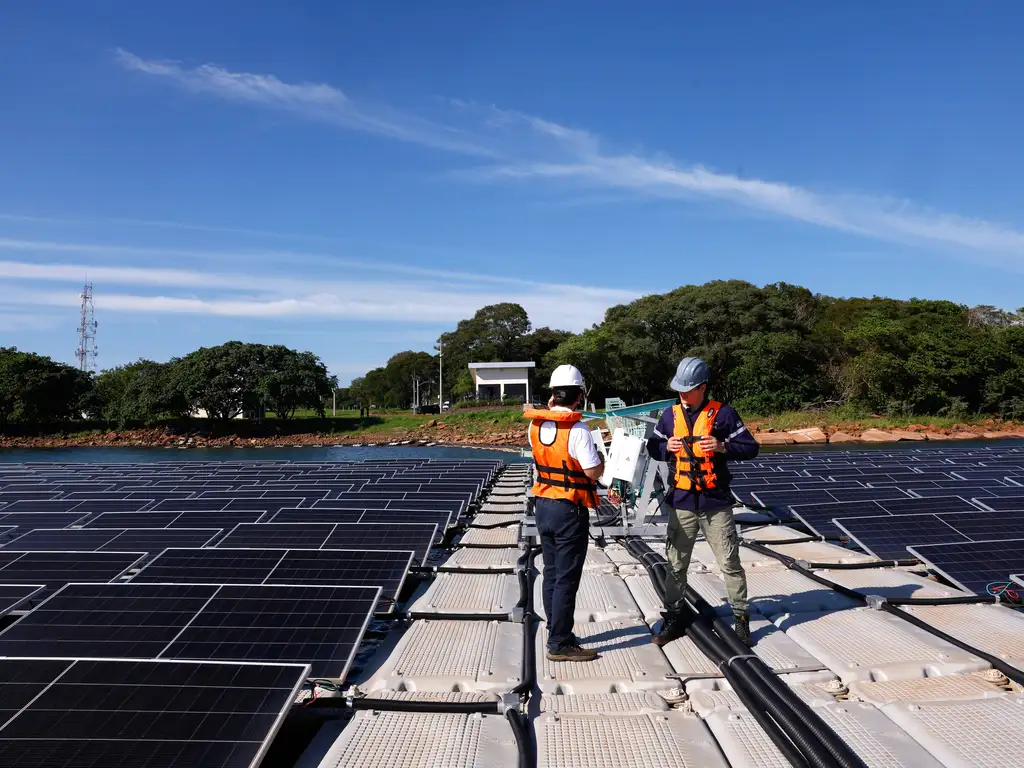 painéis fotovoltaicos